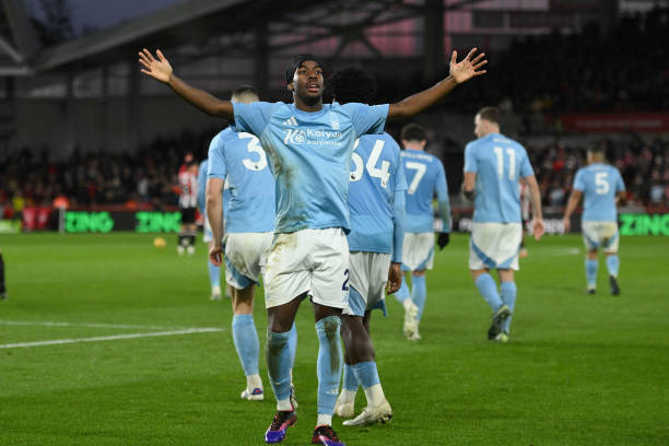 一个重磅新 一个重磅新