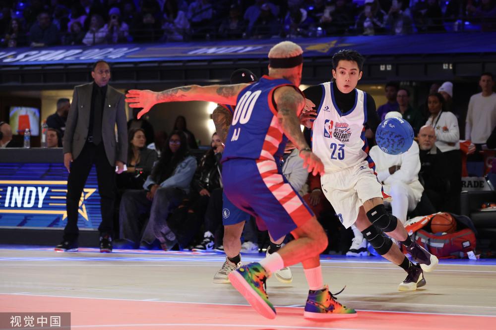 在当今足球 在当今足球